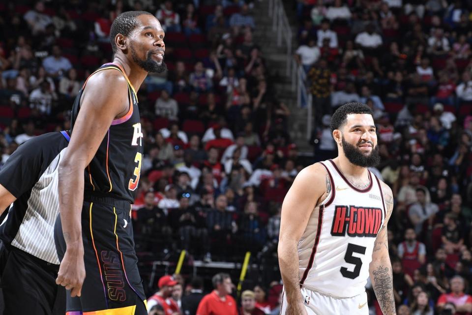 fwylu, 发阵容, 芬尼史密斯