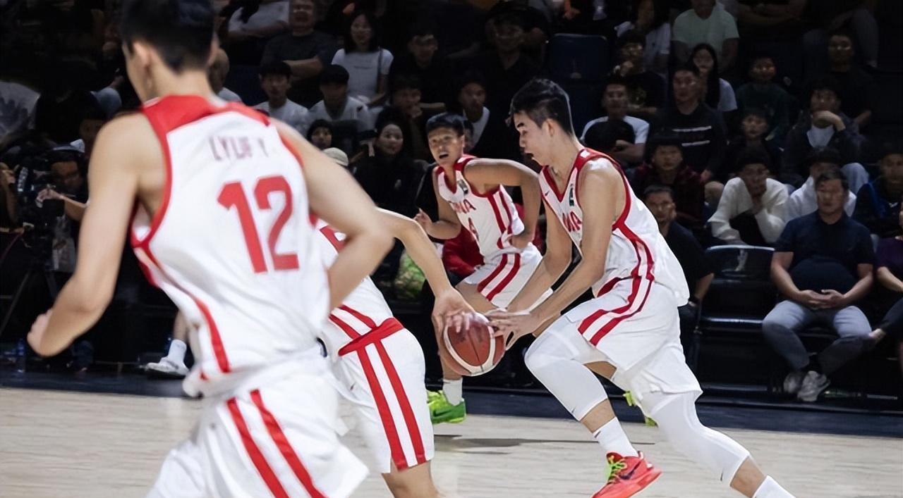 少了周琦, 排中国男篮