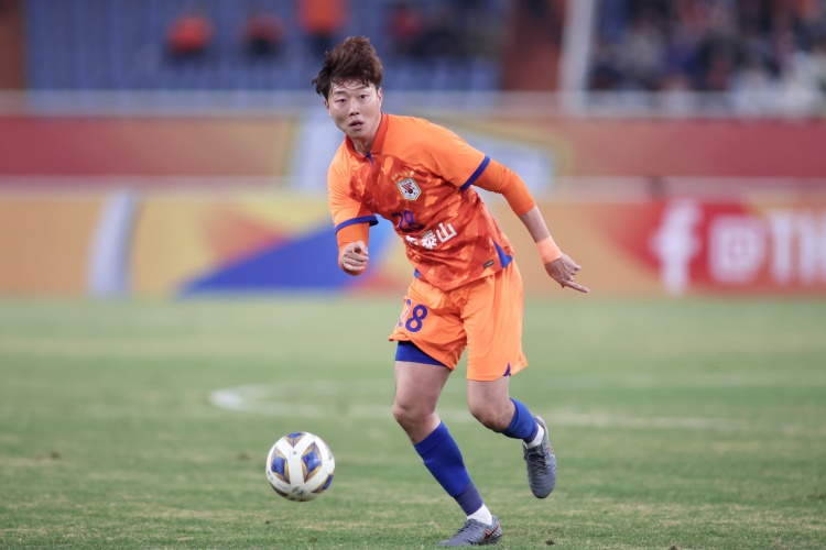 黄政宇参加, 报道